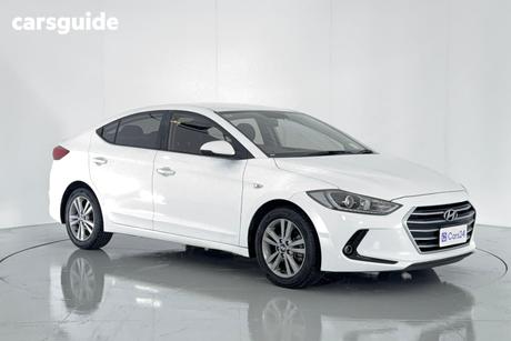 White 2017 Hyundai Elantra Sedan