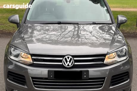 Grey 2011 Volkswagen Touareg Wagon V6 Tdi 4Xmotion