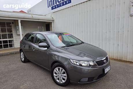 Grey 2012 Kia Cerato Hatch SI
