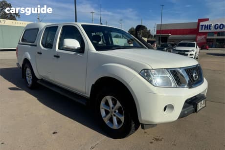 White 2013 Nissan Navara Dual Cab Pick-up St (4X4)