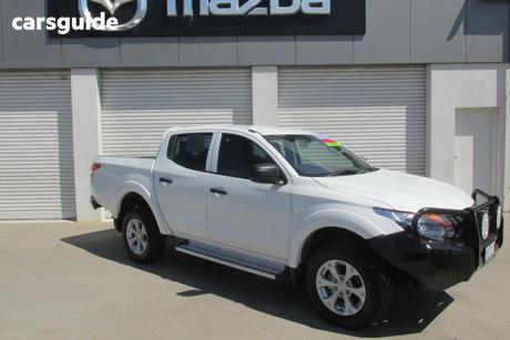 White 2017 Mitsubishi Triton Dual Cab Utility Glx (4X4)