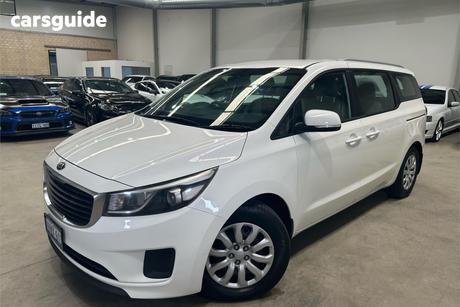 White 2018 Kia Carnival Wagon S