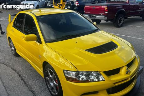 Yellow 2005 Mitsubishi Lancer Sedan Ralliart Evolution Viii