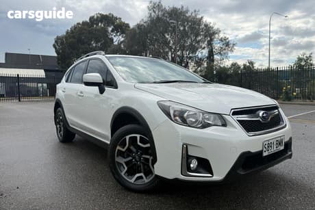 White 2016 Subaru XV Wagon 2.0I