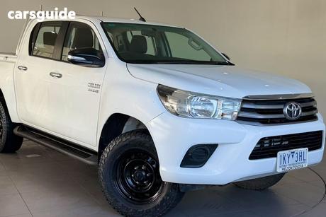 White 2017 Toyota Hilux Dual Cab Utility Sr (4X4)