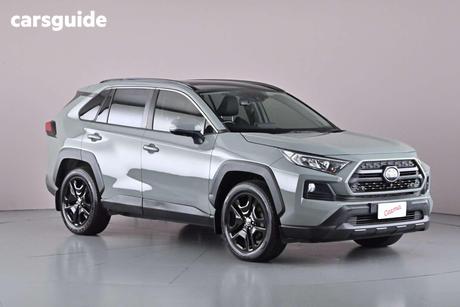 Green 2019 Toyota RAV4 Wagon Edge Awd
