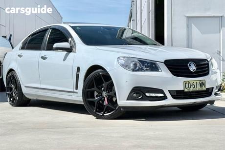 White 2015 Holden Calais Sedan V