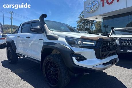 White 2024 Toyota Hilux Double Cab Pick Up Gr-Sport (4X4)