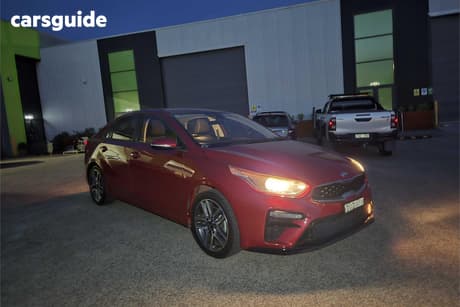 Red 2018 Kia Cerato Sedan Sport
