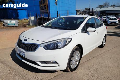 White 2016 Kia Cerato Sedan S Premium