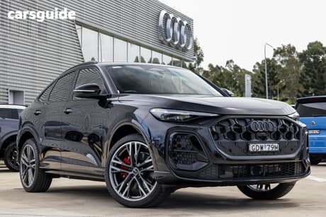Black 2026 Audi Q5 SUV E-HYBRID 270KW 4X4