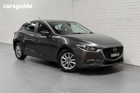 Grey 2017 Mazda 3 Hatchback Maxx