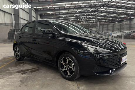 Black 2024 MG MG3 Hatchback Essence