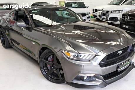 Grey 2015 Ford Mustang Coupe Fastback Gt 5.0 V8