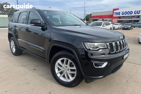 Black 2019 Jeep Grand Cherokee Wagon Laredo (4X4)