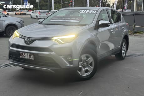 Silver 2017 Toyota RAV4 Wagon Gx (4X4)