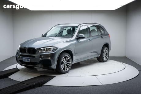 Grey 2014 BMW X5 Wagon Xdrive 30D