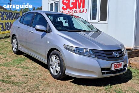 Silver 2010 Honda City Sedan Vti