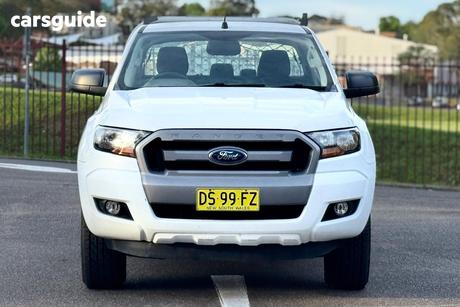White 2015 Ford Ranger Crew Cab Chassis Xl 3.2 (4X4)