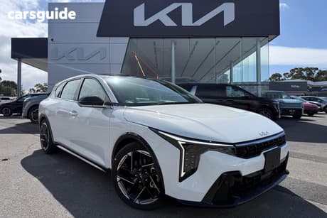 White 2026 Kia K4 Hatchback Gt-Line