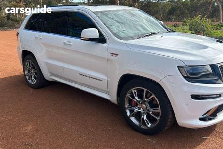White 2015 Jeep Grand Cherokee Wagon Srt 8 (4X4)