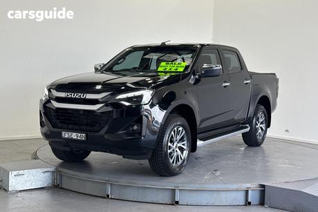 Black 2024 Isuzu D-MAX Crew Cab Chassis Ls-U (4X4)