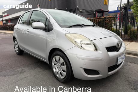 Silver 2008 Toyota Yaris Hatchback Yrs