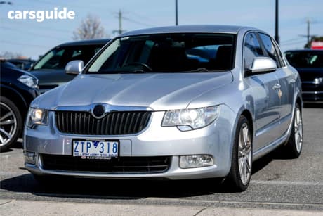 Silver 2011 Skoda Superb Sedan 118 Tsi Ambition