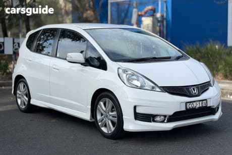 White 2013 Honda Jazz Hatchback Vibe-S
