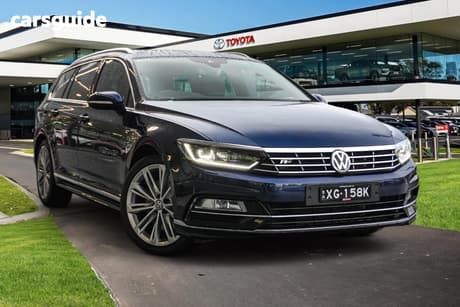 Blue 2016 Volkswagen Passat Wagon 206Tsi R-Line