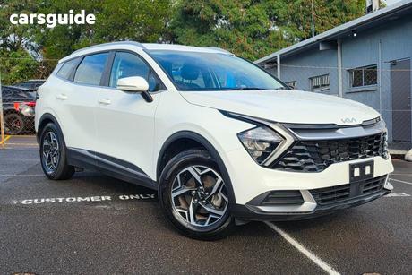 White 2025 Kia Sportage Wagon S (Awd)
