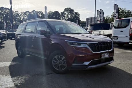 Red 2024 Kia Carnival Wagon S