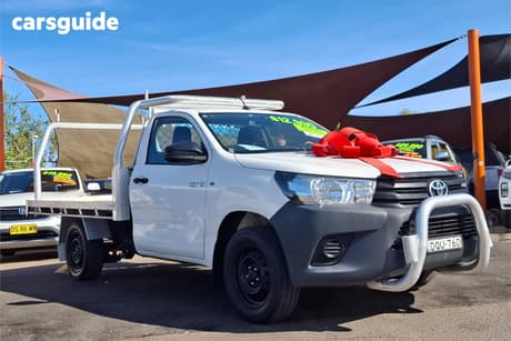 White 2017 Toyota Hilux Cab Chassis Workmate