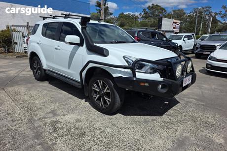White 2020 Isuzu MU-X Wagon Ls-M (4X4)