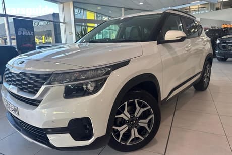 White 2020 Kia Seltos Wagon Sport+ (Fwd)