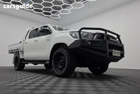 White 2023 Toyota Hilux Double Cab Chassis Sr (4X4)