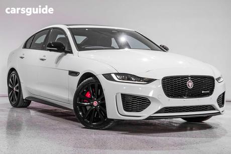 White 2021 Jaguar XE Sedan P300 R-Dynamic Black (221Kw)