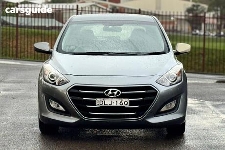 Grey 2016 Hyundai I30 Hatchback Active 1.6 Crdi