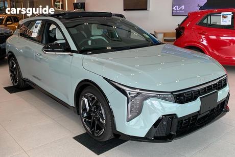 Green 2026 Kia K4 Hatchback Gt-Line