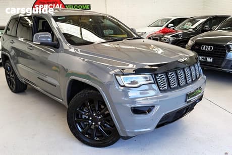 Grey 2020 Jeep Grand Cherokee Wagon Night Eagle (4X4)