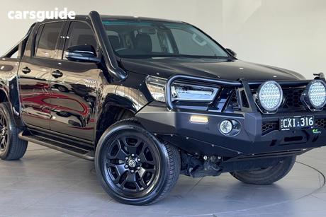 Black 2024 Toyota Hilux Double Cab Pick Up Sr5 48V (4X4)