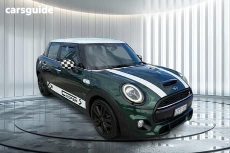 Green 2019 Mini Cooper Hatchback S 3D Hatch