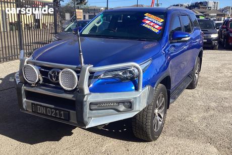 Blue 2015 Toyota Fortuner Wagon Crusade