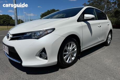 White 2012 Toyota Corolla Hatch ASCENT SPORT