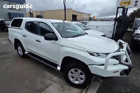 White 2020 Mitsubishi Triton Double Cab Pick Up Glx Plus (4X4)