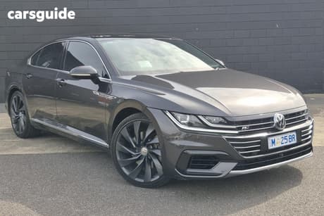 Black 2018 Volkswagen Arteon Liftback 206 Tsi R-Line