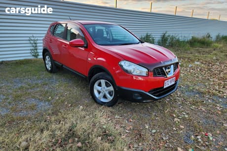 Red 2012 Nissan Dualis Wagon St (4X2)