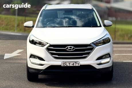 White 2017 Hyundai Tucson Wagon Active X (Fwd)