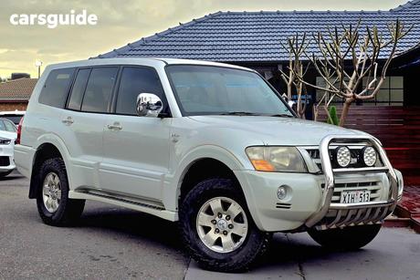 White 2006 Mitsubishi Pajero Wagon Gls Lwb (4X4)