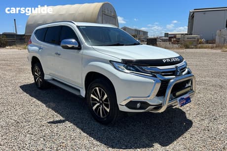 White 2017 Mitsubishi Pajero Sport Wagon Gls (4X4) 7 Seat